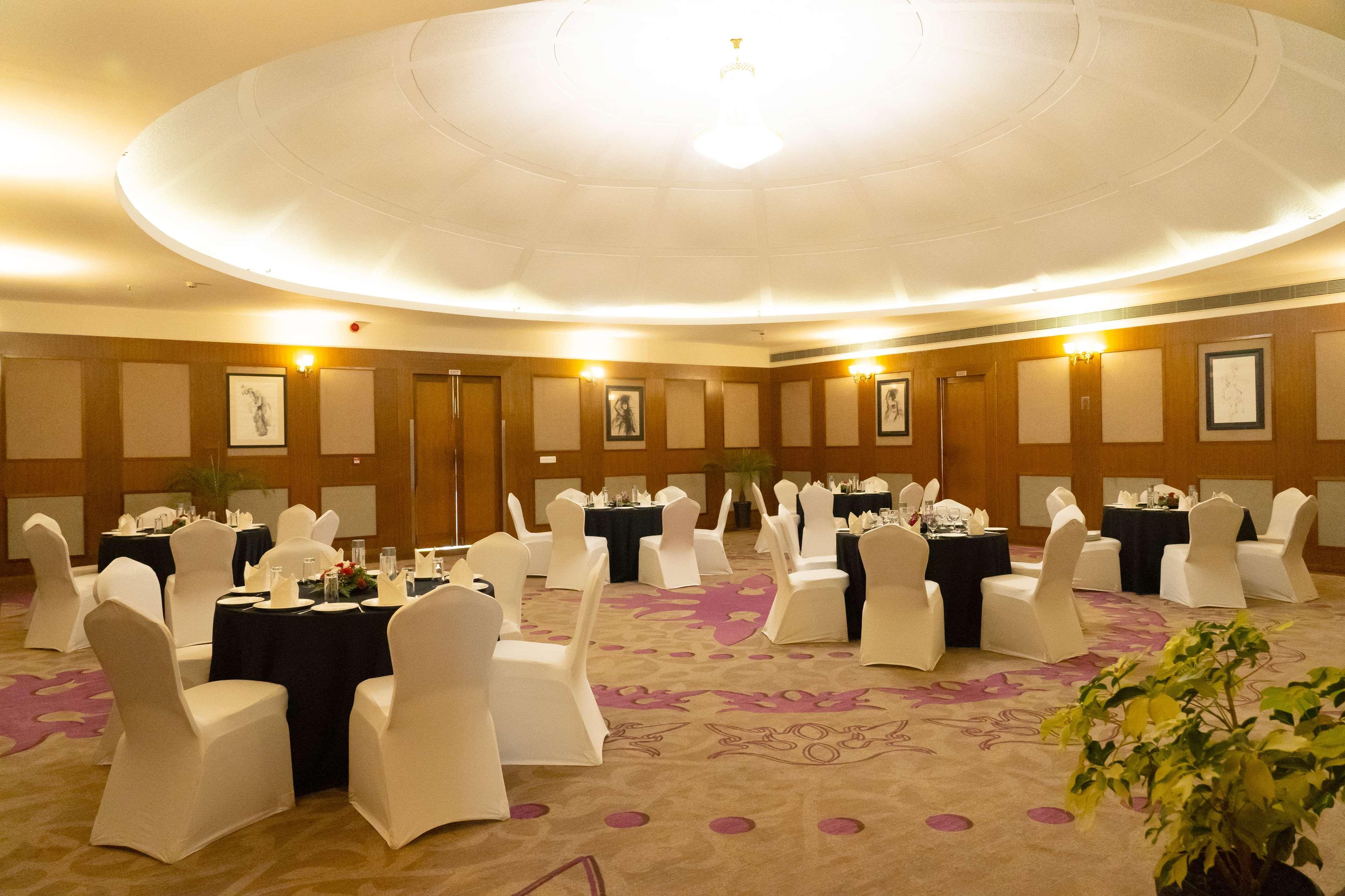 Classic Grande,A Member Of Radisson Imphal Exterior foto