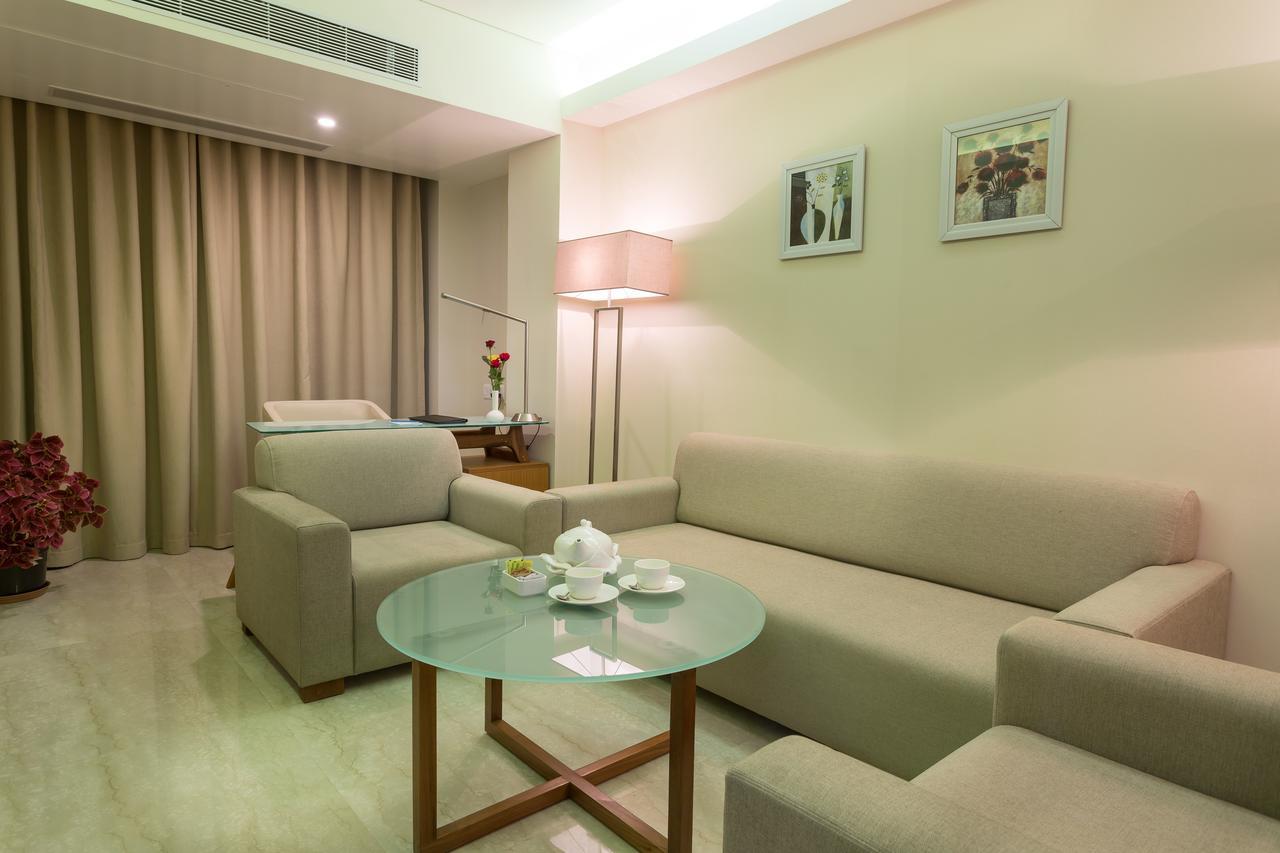 Classic Grande,A Member Of Radisson Imphal Exterior foto